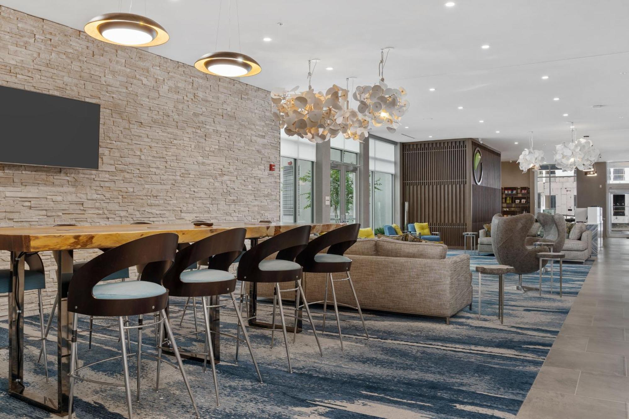 Element Hampton Peninsula Town Center Hotel Eksteriør billede